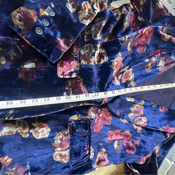 SUNDANCE Rose Garden Blue Floral Velvet Blazer size 10 - Picture 9 of 11
